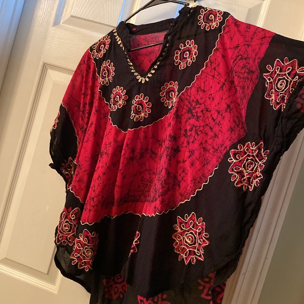 Handmade Embroidered Red and Black Women's Poncho Top - Picture 5 of 11